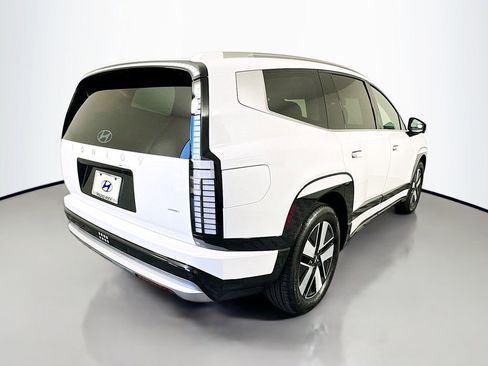 New 2026 Hyundai Ioniq 9 SEL image 5