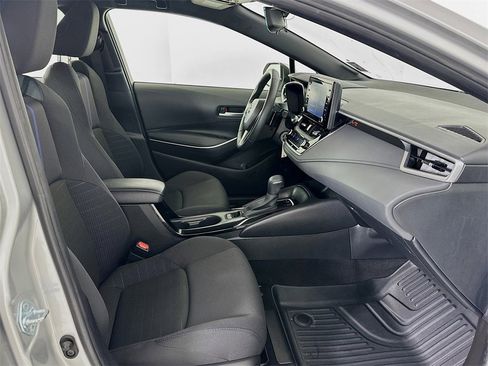 Used 2022 Toyota Corolla SE image 7