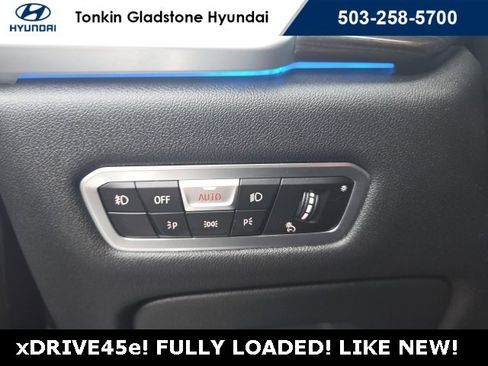 Used 2021 BMW X5 xDrive45e w/ Premium Package image 11