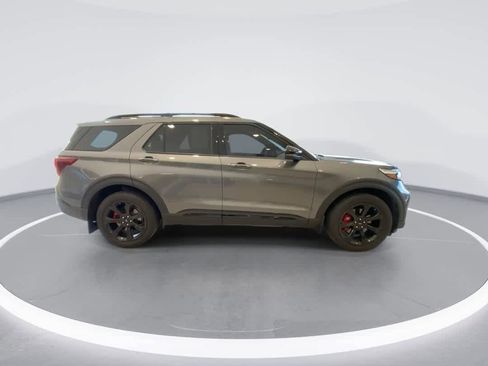 Used 2023 Ford Explorer ST w/ Equipment Group 401A AWD/4WD image 9