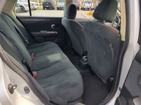 Used 2011 Nissan Versa 1.8 S w/ Plus Pkg image 15