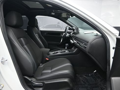 Used 2025 Honda Civic Sport image 26