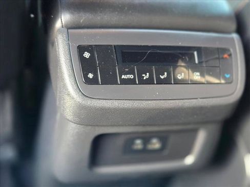 Used 2023 Nissan Pathfinder Rock Creek AWD/4WD image 15