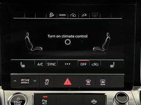 Used 2023 Audi e-tron Premium w/ Convenience Plus Package image 18