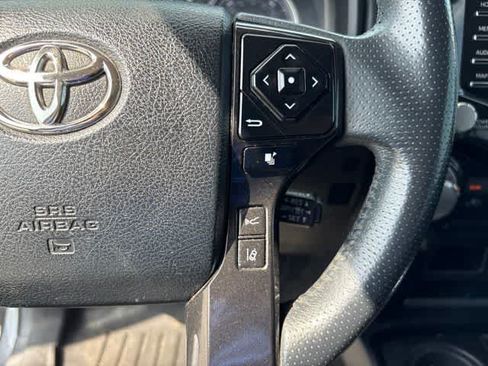 Used 2021 Toyota 4Runner TRD Off-Road AWD/4WD image 13