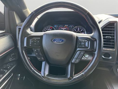 Used 2019 Ford Expedition Limited w/ Equipment Group 303A AWD/4WD image 19
