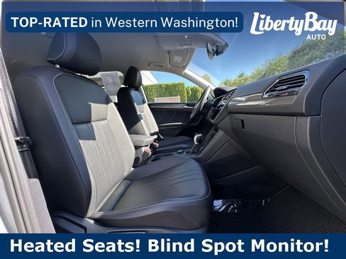 Used 2024 Volkswagen Tiguan SE image 12