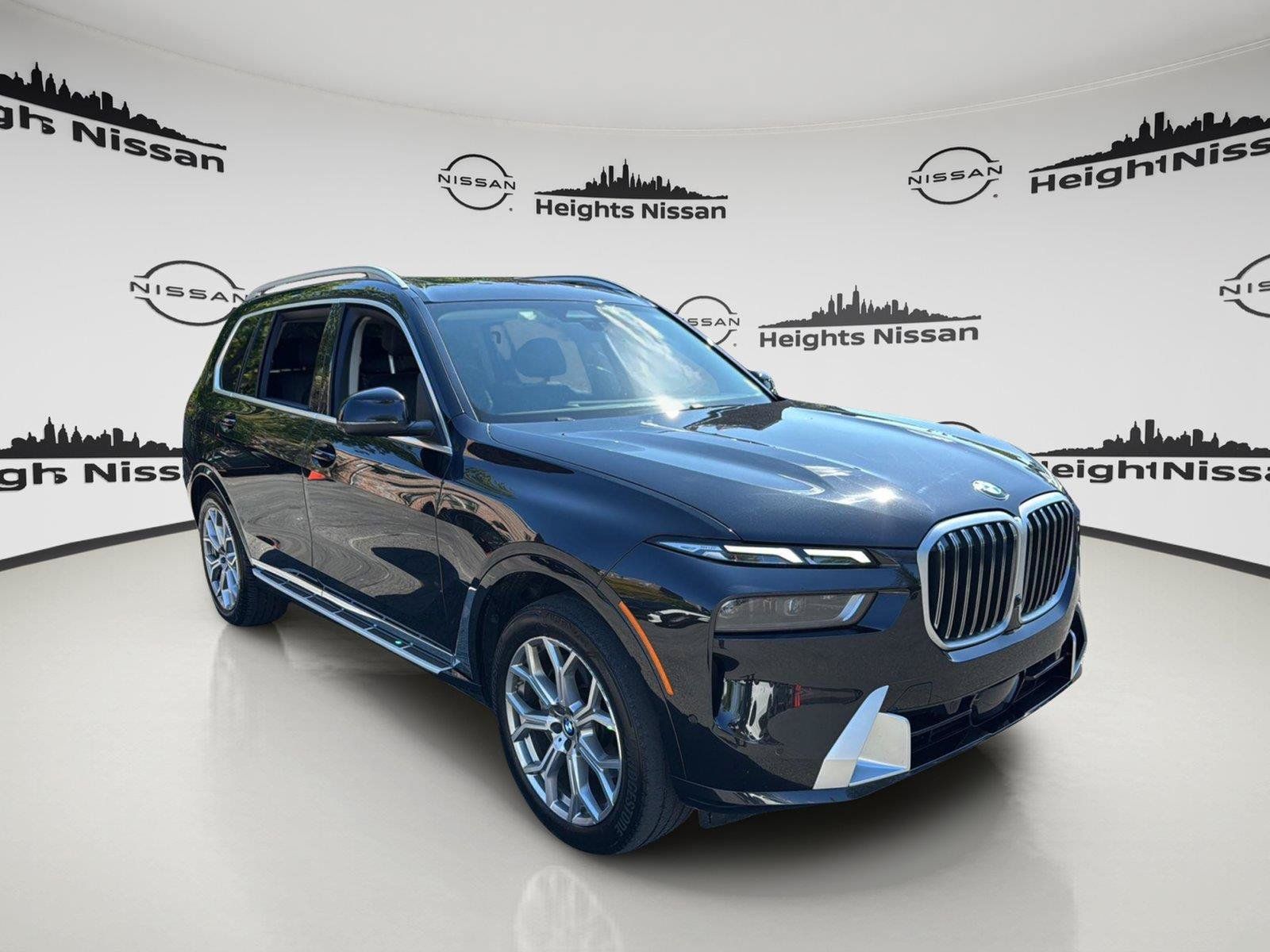 Used 2025 BMW X7 xDrive40i AWD/4WD image 10
