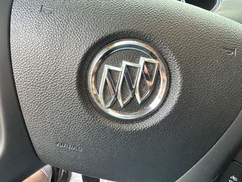 Used 2009 Buick Enclave CXL w/ Entertainment Package #3 AWD/4WD image 23