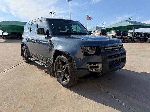 Certified 2024 Land Rover Defender 110 X-Dynamic SE image 8