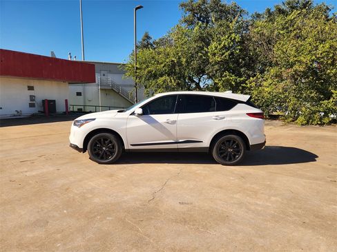 New 2026 Acura RDX SH-AWD image 4