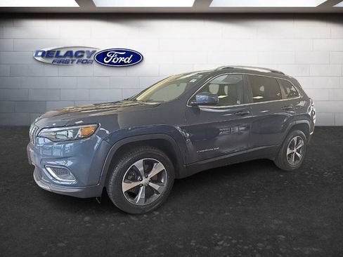 Used 2019 Jeep Cherokee Limited AWD/4WD image 2
