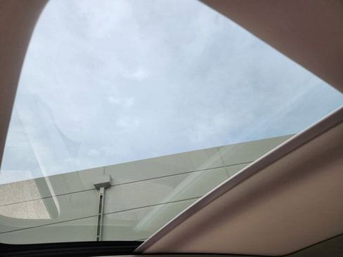 New 2026 Volvo XC60 B5 Ultra w/ Climate Package image 23