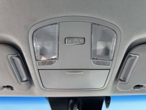 Used 2018 Hyundai Elantra GT w/ Style Package 02 FWD image 30
