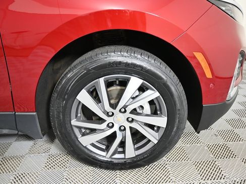 Used 2023 Chevrolet Equinox Premier AWD/4WD image 11