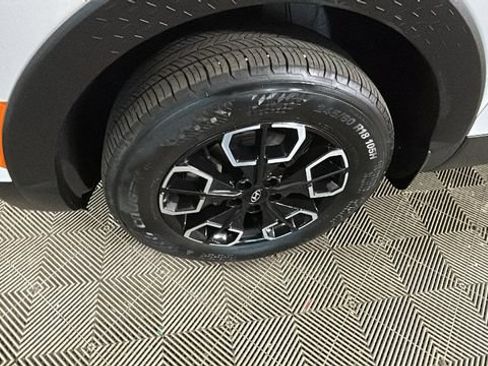 Certified 2023 Hyundai Santa Cruz SEL w/ Activity Package FWD image 9
