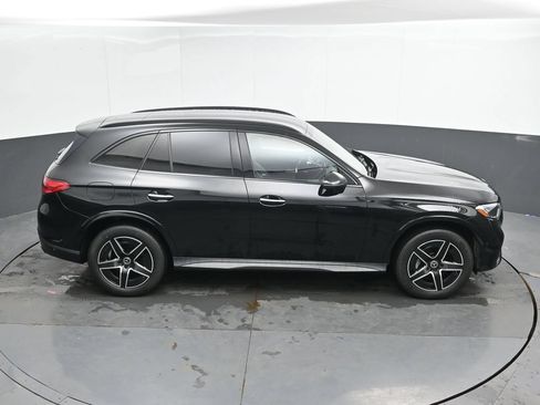 Used 2023 Mercedes-Benz GLC 300 image 27