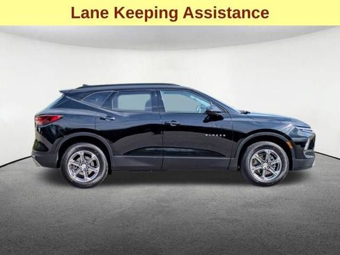 Used 2023 Chevrolet Blazer LT w/ Convenience Package AWD/4WD image 4