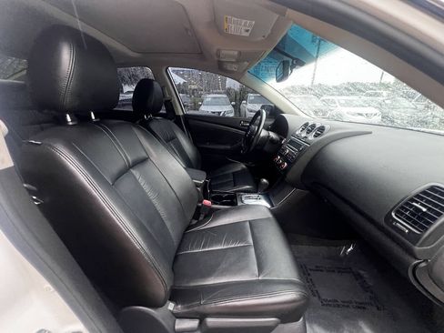 Used 2012 Nissan Altima 2.5 SL w/ 2.5SL Pkg FWD image 13