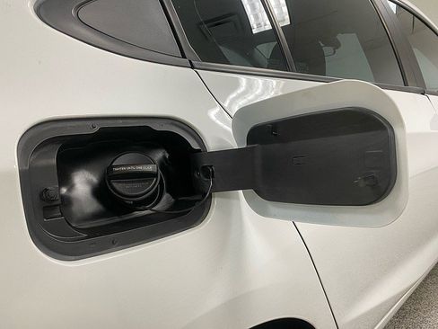 Used 2018 Chevrolet Cruze LS image 14