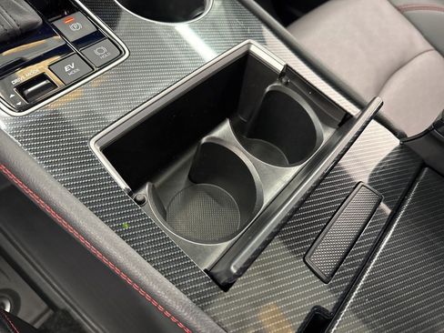 Certified 2025 Toyota Sienna XSE image 30