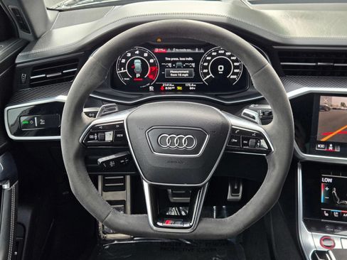 Used 2022 Audi RS 6 AWD/4WD image 15