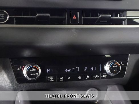 Used 2024 Mitsubishi Outlander SE Black Edition image 7