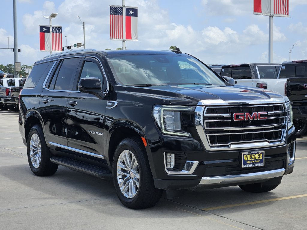 Used 2023 GMC Yukon SLT w/ SLT Premium Package AWD/4WD image 3
