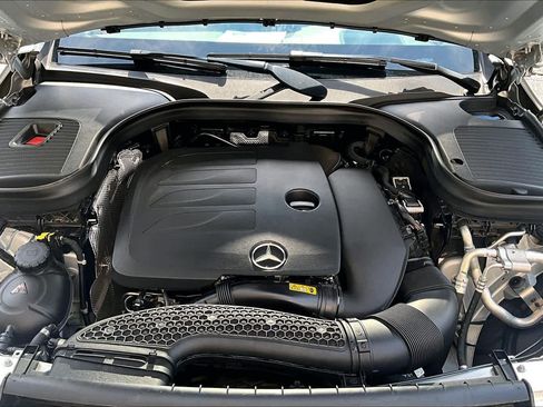 Certified 2020 Mercedes-Benz GLC 300 image 40