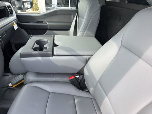 New 2026 Ford F550 4x4 Regular Cab Super Duty image 13