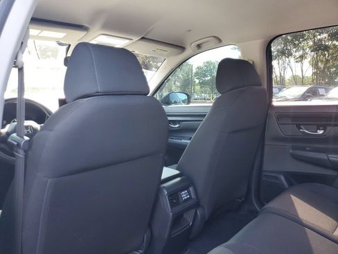 Used 2025 Honda CR-V LX image 12