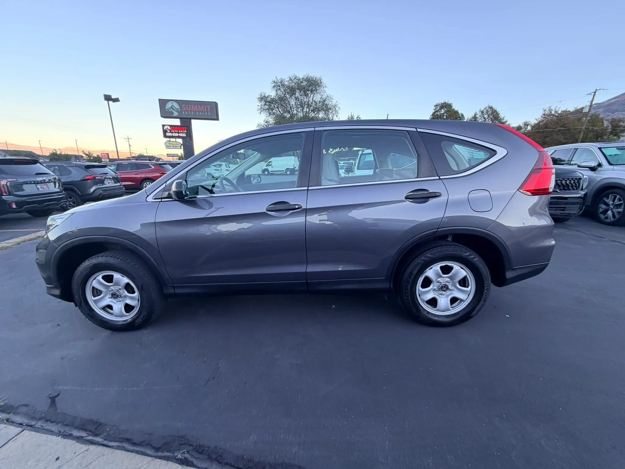 Used 2015 Honda CR-V LX image 6