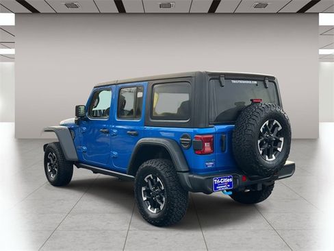 Used 2024 Jeep Wrangler Unlimited Rubicon 4xe image 6