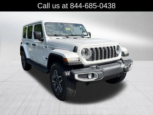 New 2026 Jeep Wrangler Unlimited Sahara AWD/4WD image 3