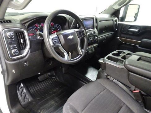 Used 2020 Chevrolet Silverado 2500 LT AWD/4WD image 18