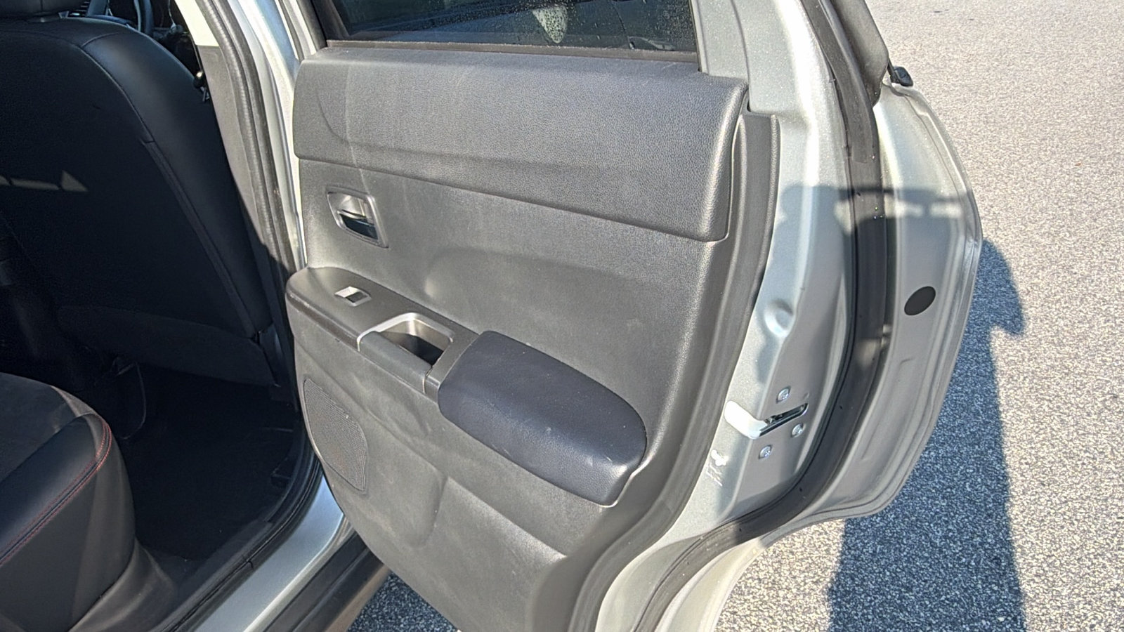 Used 2024 Mitsubishi Outlander Sport AWD image 20