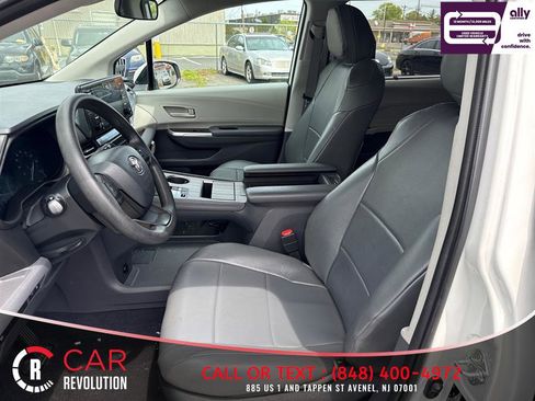 Used 2022 Toyota Sienna LE FWD image 10
