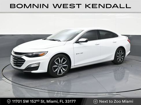 Used 2024 Chevrolet Malibu RS image 1