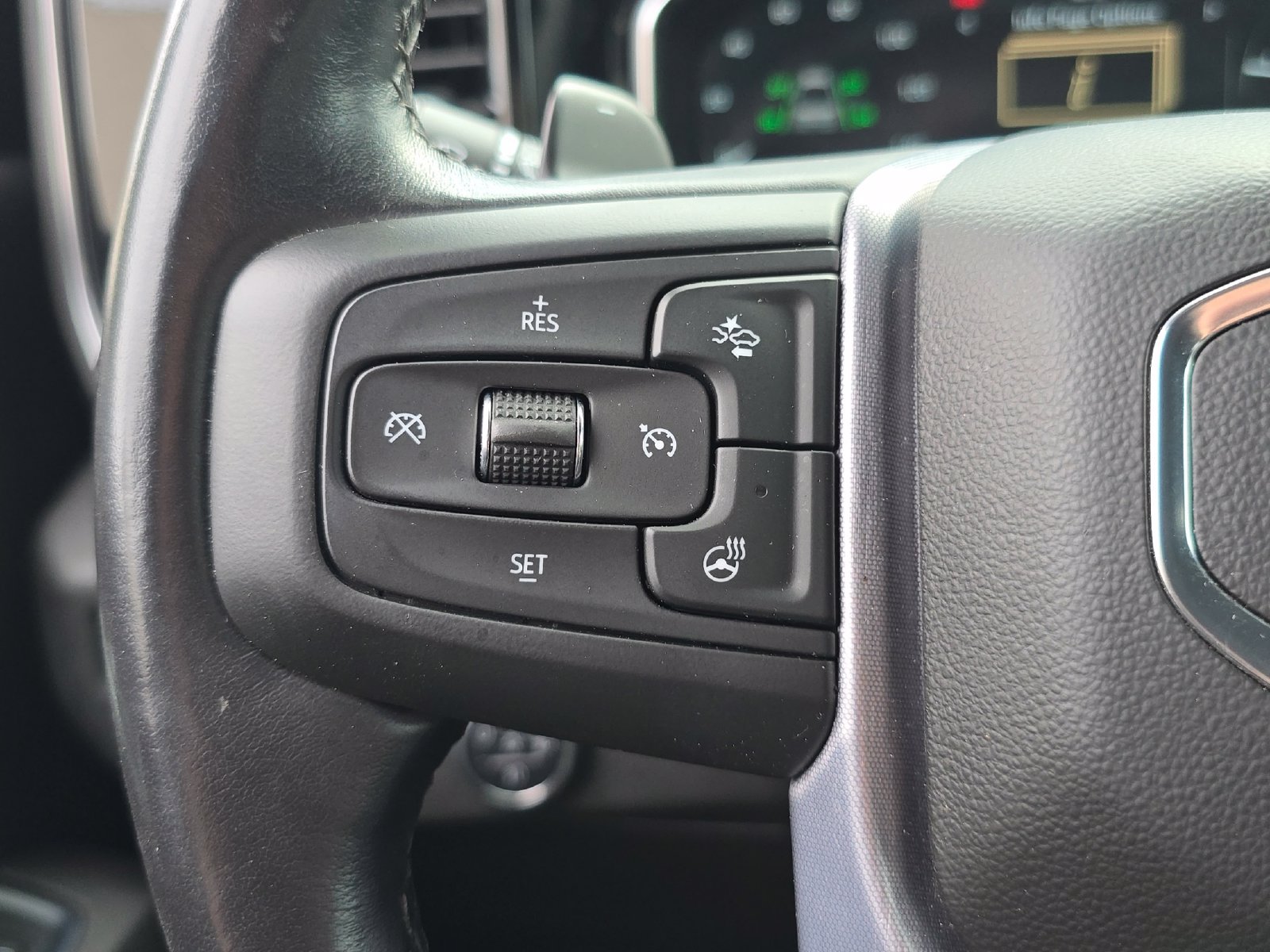Used 2022 GMC Sierra 1500 SLT w/ SLT Convenience Package AWD/4WD image 23