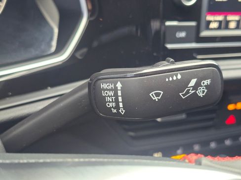 Used 2019 Volkswagen Jetta GLI image 30