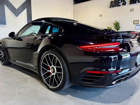 Used 2019 Porsche 911 4 Coupe AWD/4WD image 7