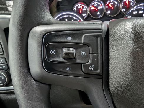 Used 2020 Chevrolet Silverado 2500 LT w/ Convenience Package image 22