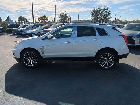 Used 2015 Cadillac SRX Premium image 8