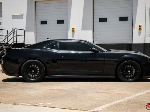 Used 2014 Chevrolet Camaro ZL1 image 12