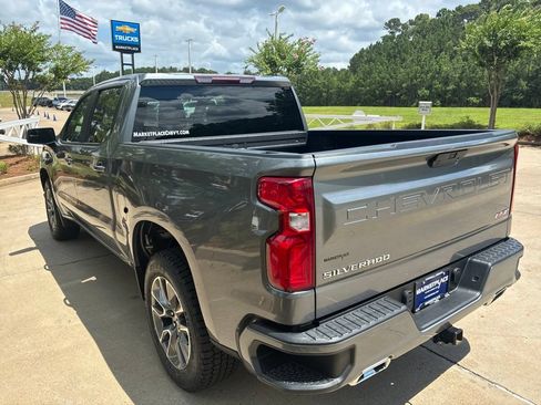 Used 2022 Chevrolet Silverado 1500 RST w/ LPO, Blackout Package AWD/4WD image 9