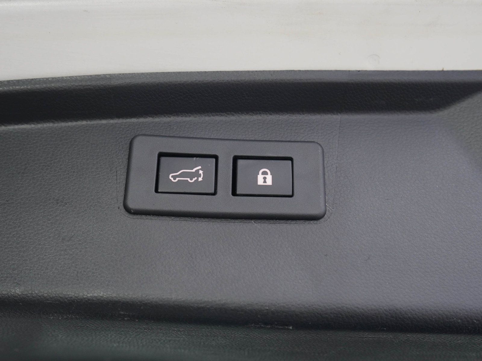 Used 2020 Subaru Outback Limited AWD/4WD image 11