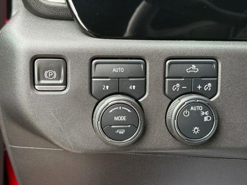 Used 2023 Chevrolet Silverado 1500 LT image 21