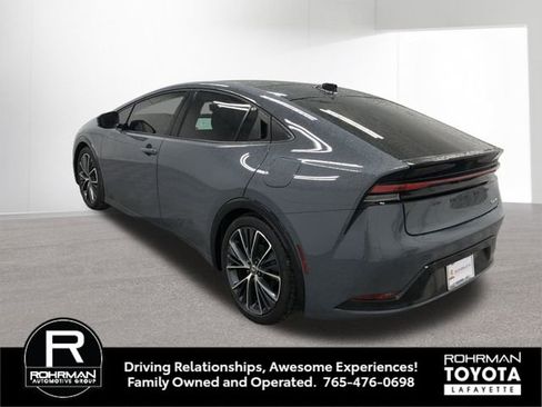 Used 2024 Toyota Prius XLE image 5