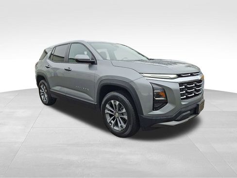 Used 2026 Chevrolet Equinox LT w/ Convenience Package II image 1