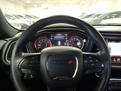 Used 2015 Dodge Challenger R/T w/ Quick Order Package 28B R/T image 18